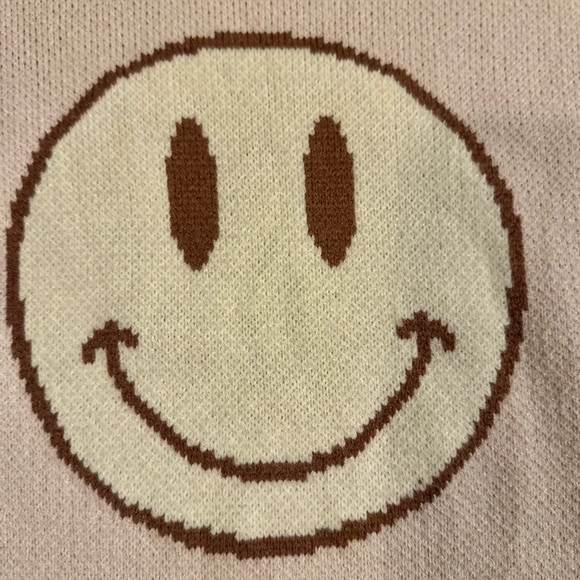 Miss Sparkling Cream Smiley Face Sweater - Picture 6 of 9
